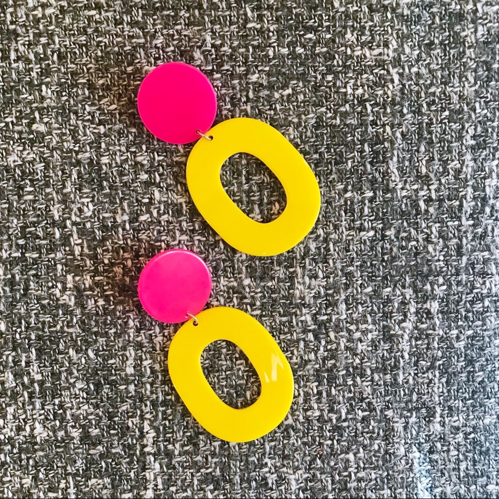 ✨15 left✨NWT - EARRINGS - Neon yellow & hot pink - Picture 5 of 6